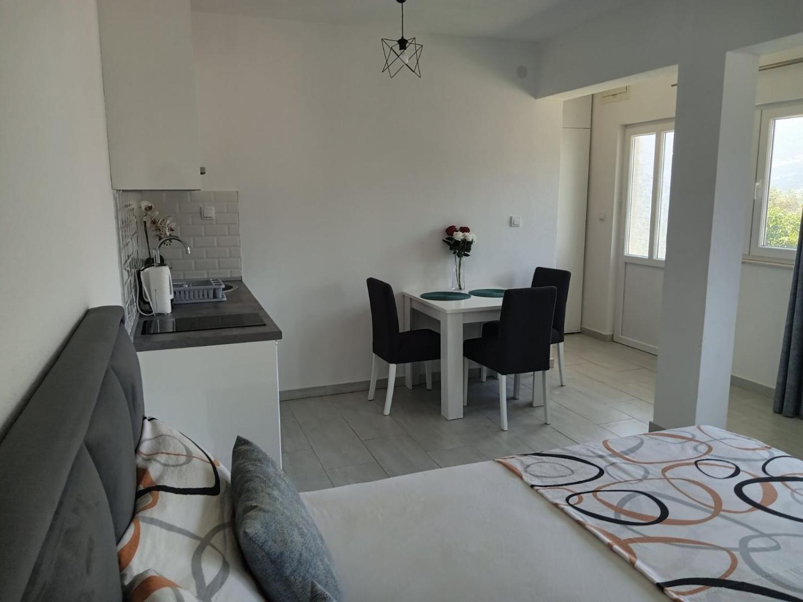 Apartmán Bojan Igalo Exteriér fotografie